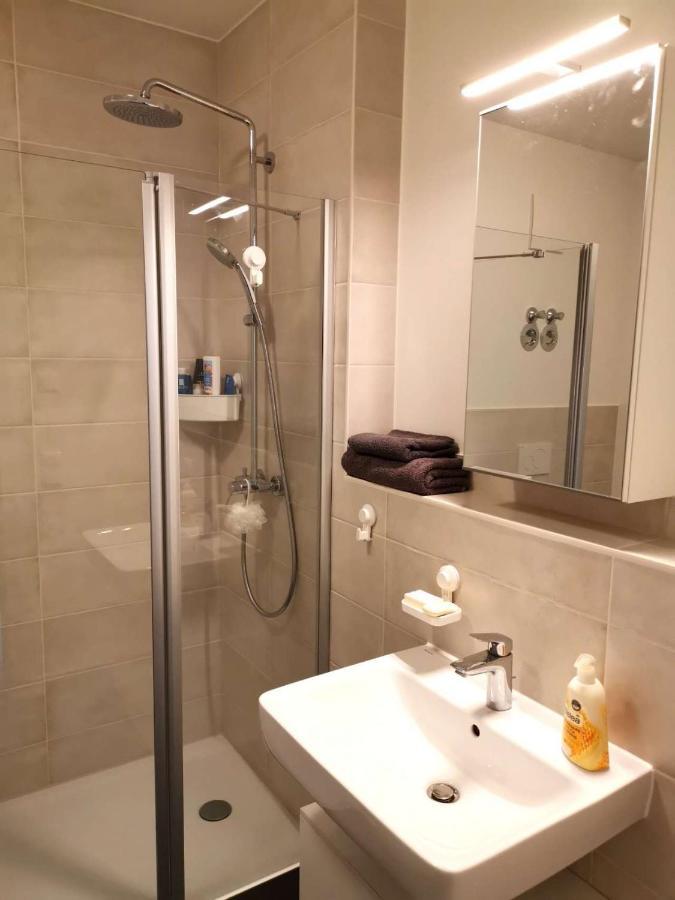 Gemuetliches Privatzimmer In Geraeumiger Gemeinschaftswohnung Дрезден Экстерьер фото