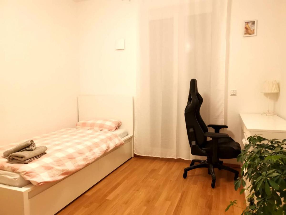 Gemuetliches Privatzimmer In Geraeumiger Gemeinschaftswohnung Дрезден Экстерьер фото