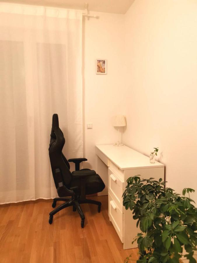 Gemuetliches Privatzimmer In Geraeumiger Gemeinschaftswohnung Дрезден Экстерьер фото